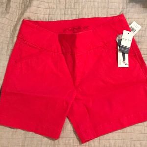 Jag shorts in Hibiscus size 14